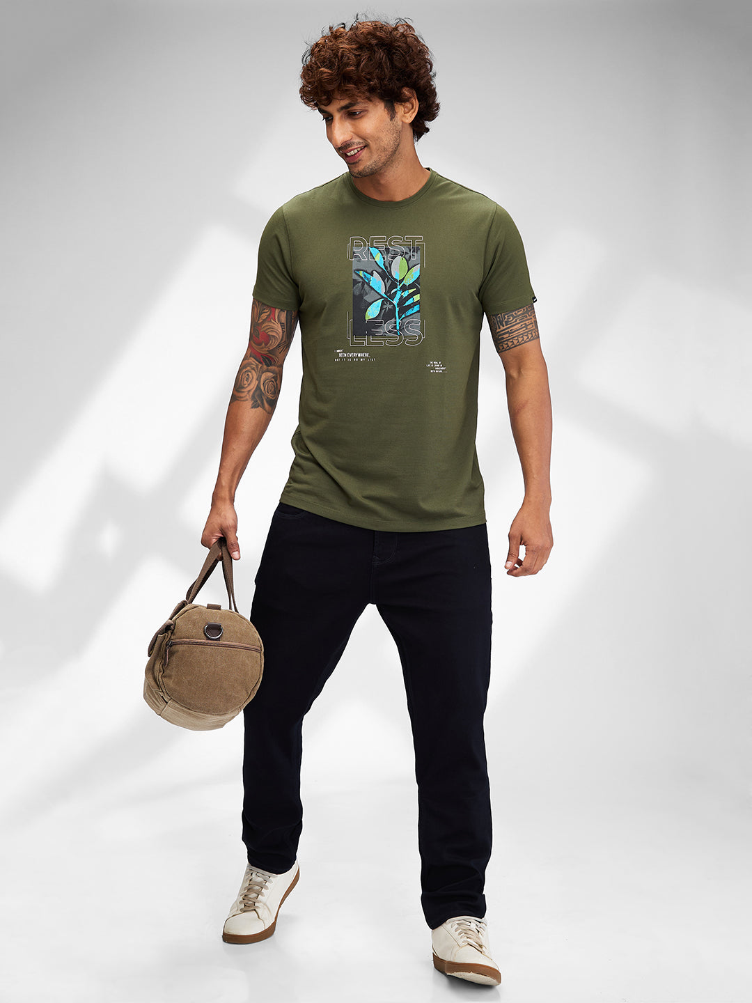 Spykar Men Solid Green Slim Fit Half Sleeves T-Shirt