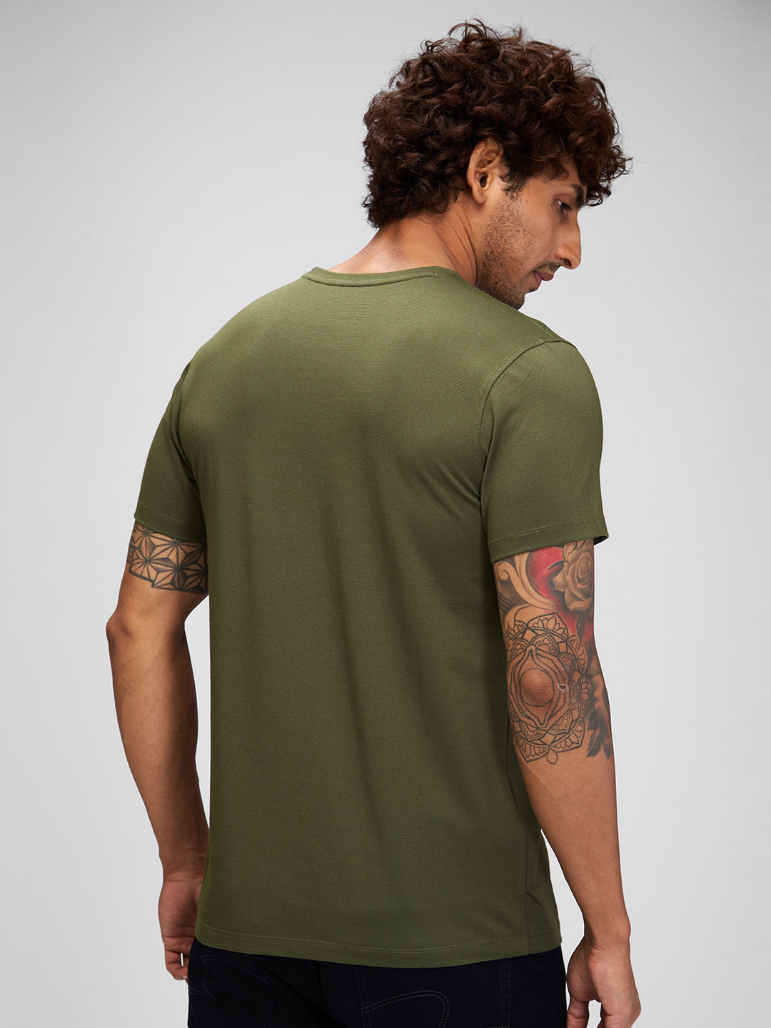 Spykar Men Solid Green Slim Fit Half Sleeves T-Shirt