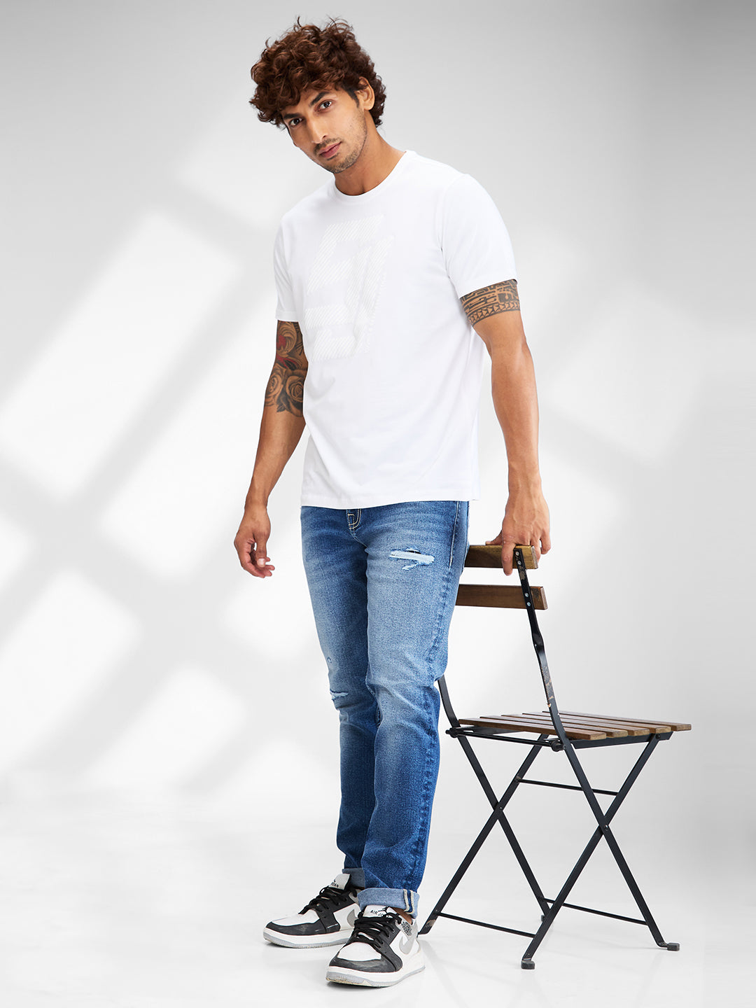 Spykar Men Solid White Slim Fit Half Sleeves T-Shirt