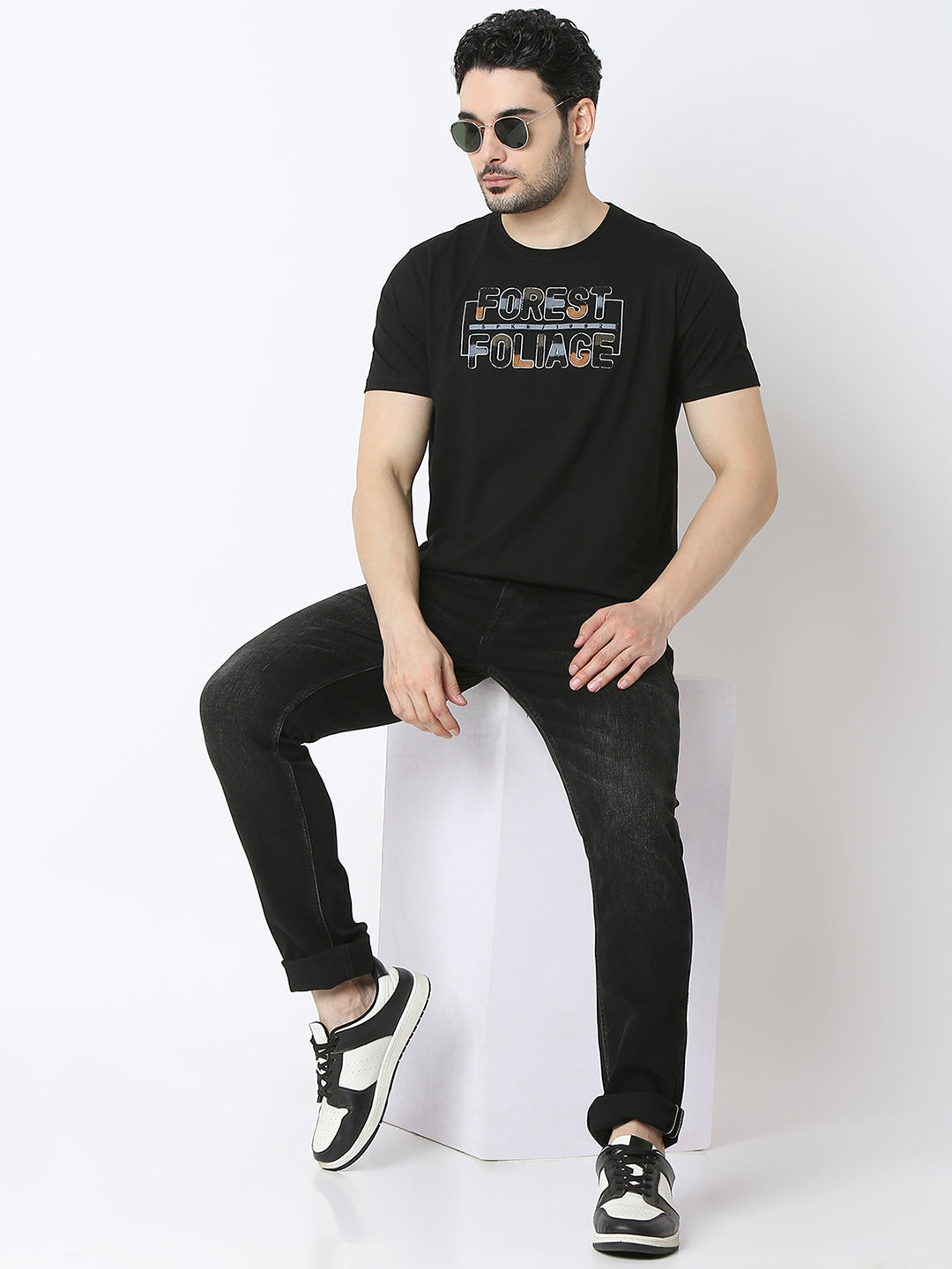 Spykar Black Cotton Poly Slim Fit T-Shirts For Men