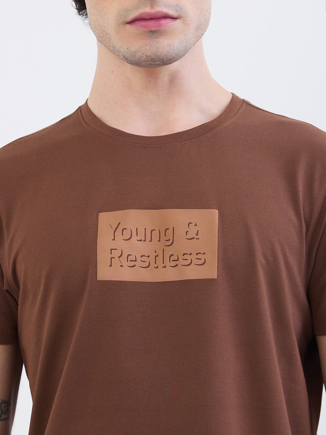 Men T-Shirt Brown Slim Fit