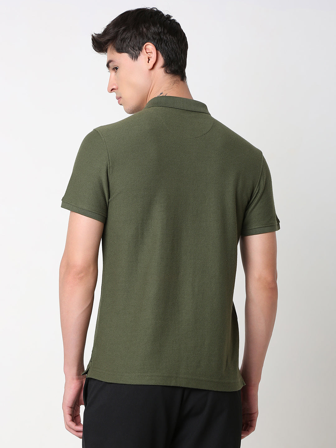 Spykar Slim Fit Solid Polo Collar Green T-Shirt For Men