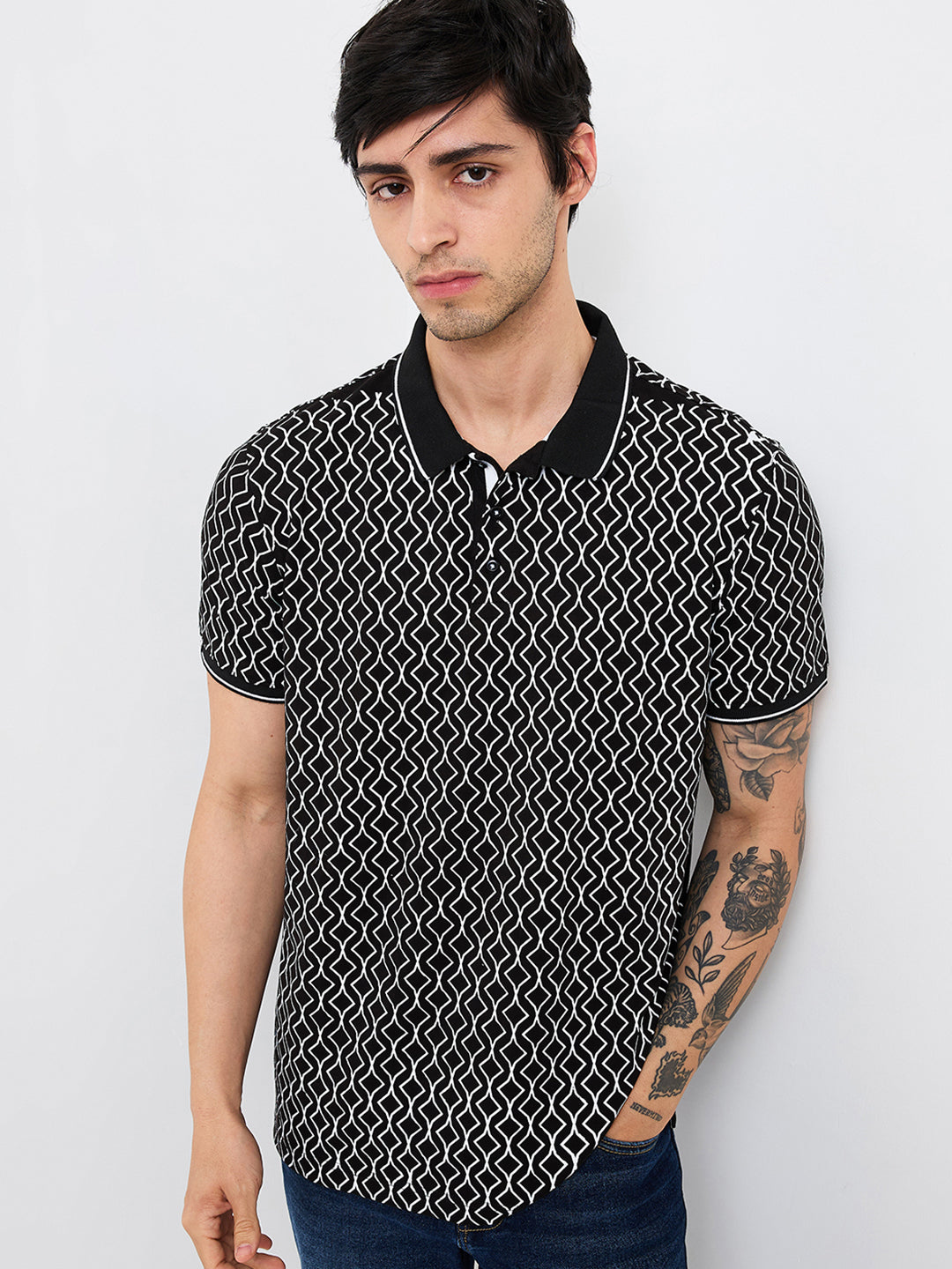 Spykar Black Slim Fit Printed Half Sleeve T-Shirt For Men