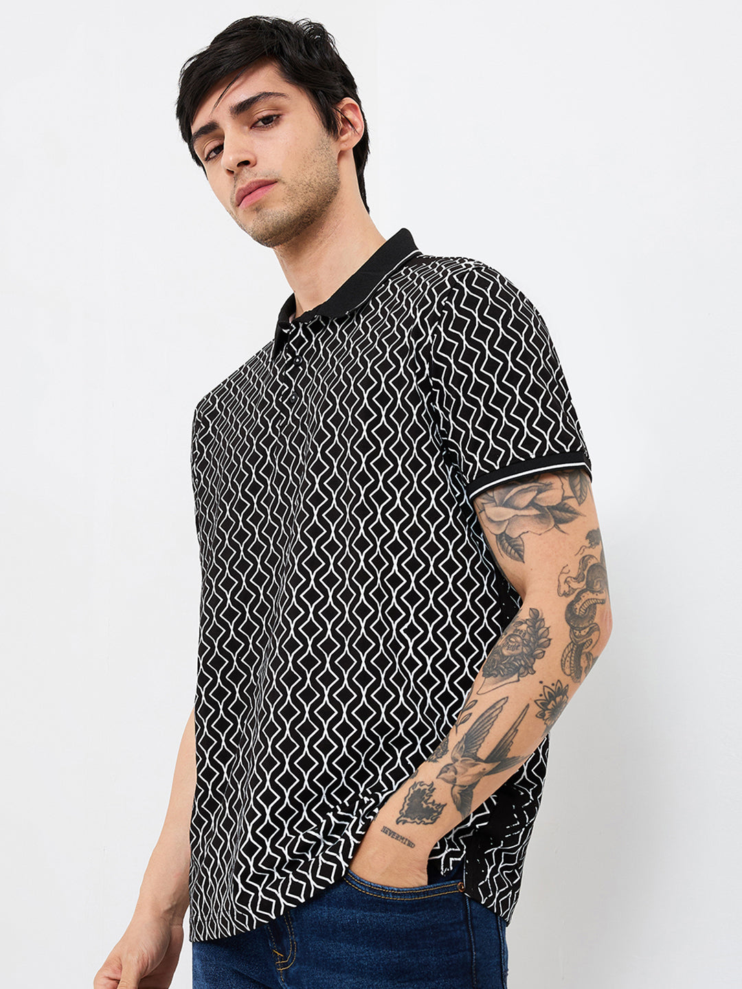 Spykar Black Slim Fit Printed Half Sleeve T-Shirt For Men