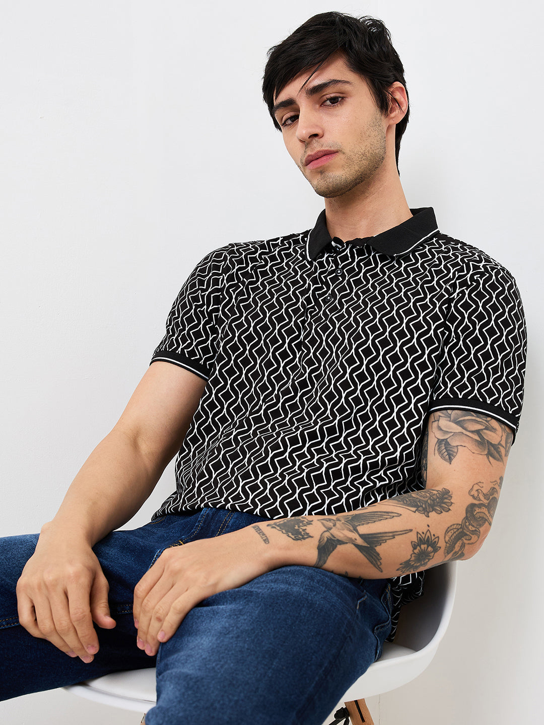 Spykar Black Slim Fit Printed Half Sleeve T-Shirt For Men