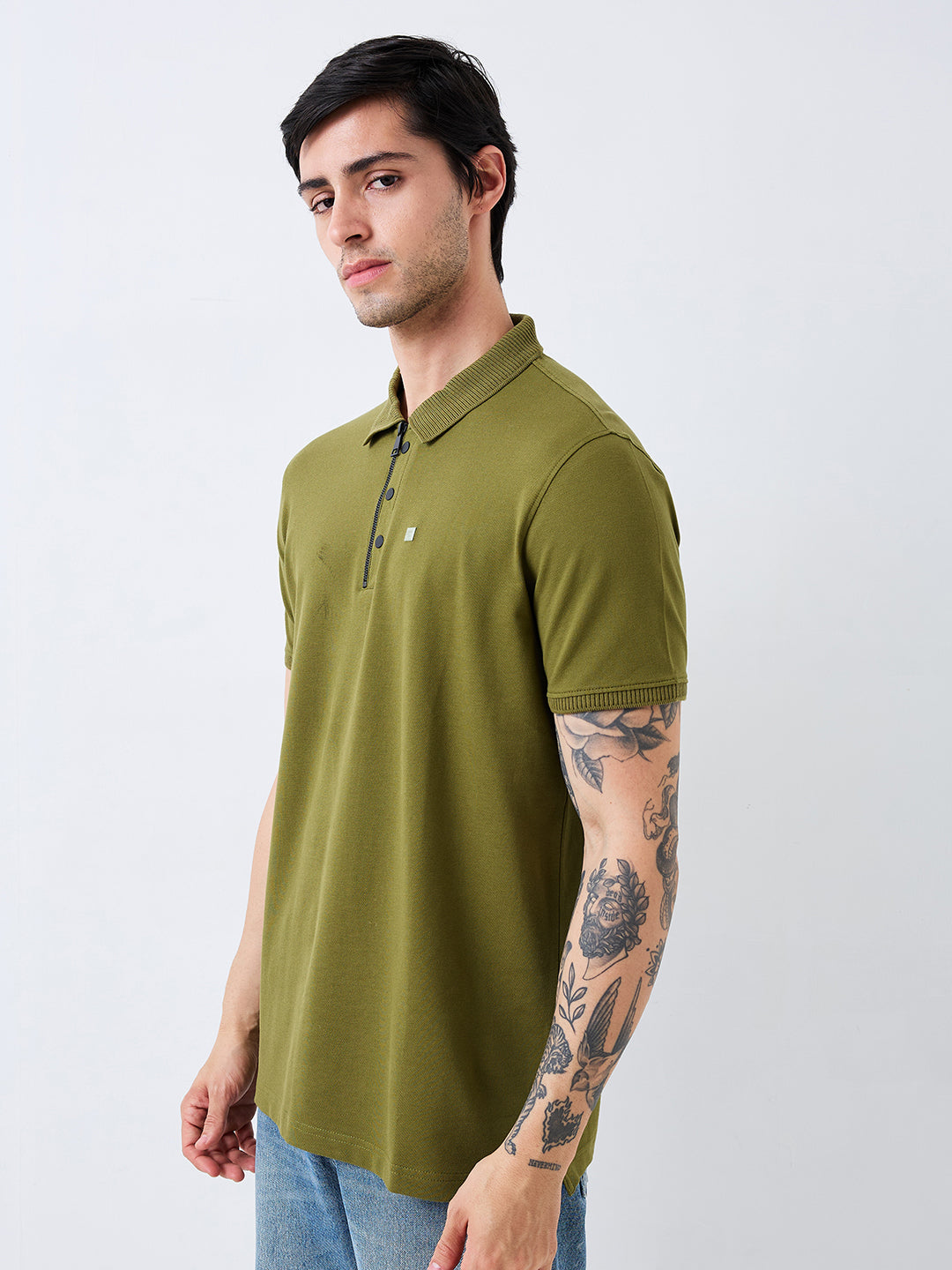 Spykar Green Slim Fit Solid Half Sleeve T-Shirt For Men