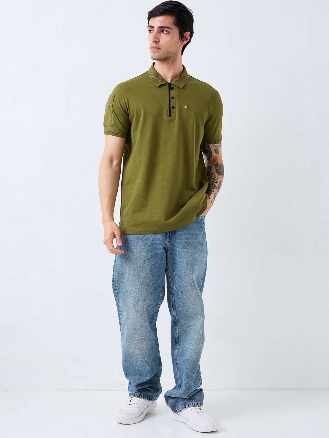 Spykar Green Slim Fit Solid Half Sleeve T-Shirt For Men