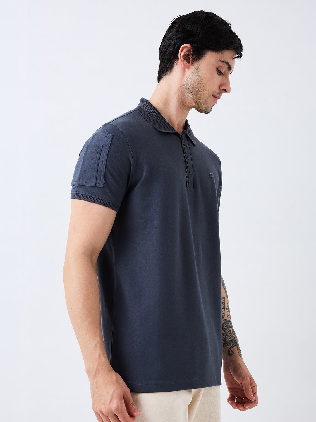 Spykar Grey Slim Fit Solid Half Sleeve T-Shirt For Men