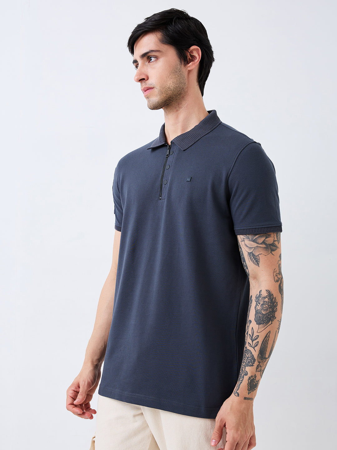 Spykar Grey Slim Fit Solid Half Sleeve T-Shirt For Men