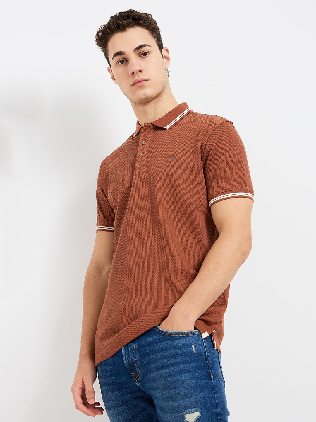 Spykar Brown Slim Fit Solid Half Sleeve T-Shirt For Men