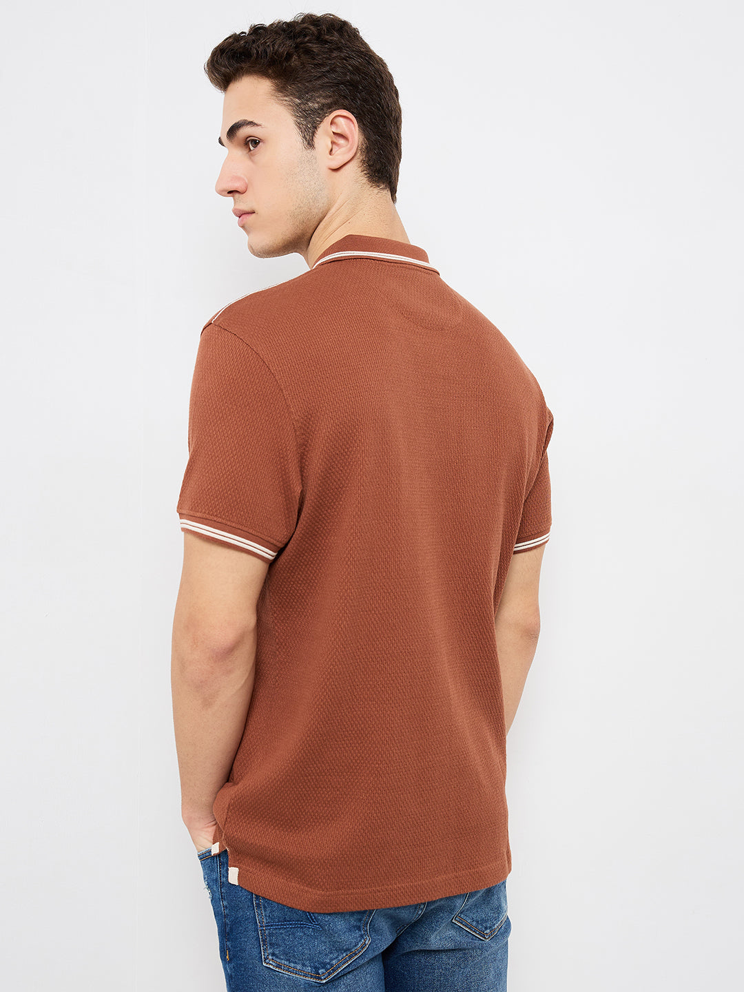 Spykar Brown Slim Fit Solid Half Sleeve T-Shirt For Men