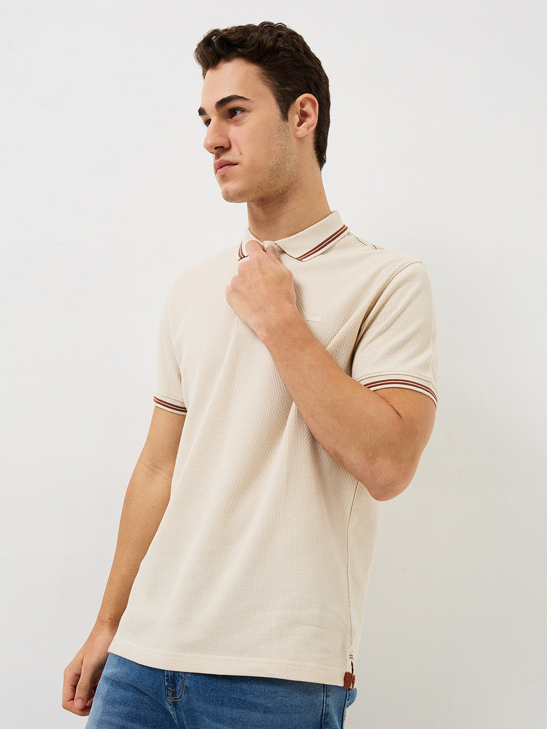 Spykar White Slim Fit Solid Half Sleeve T-Shirt For Men