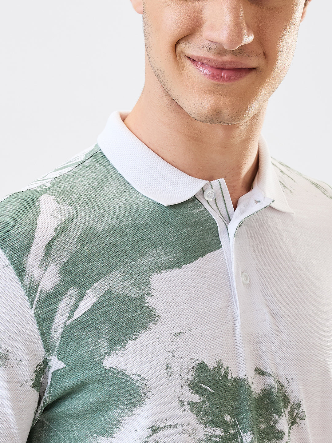 Men T-Shirt Green Print Slim Fit