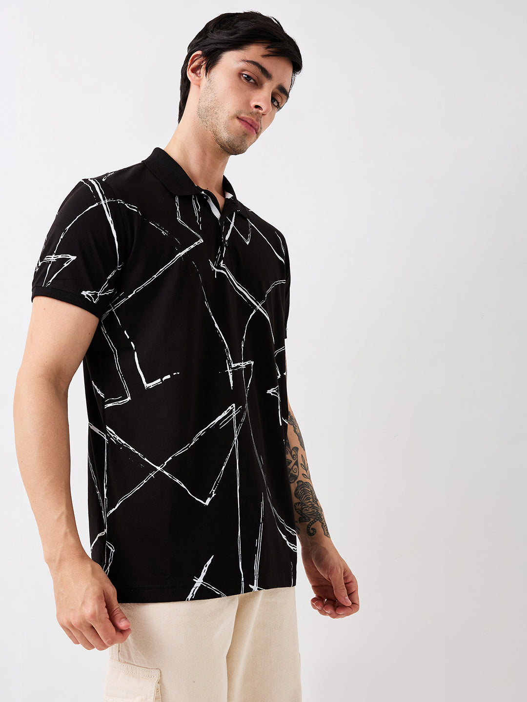 Spykar Black Slim Fit Printed Half Sleeve T-Shirt For Men