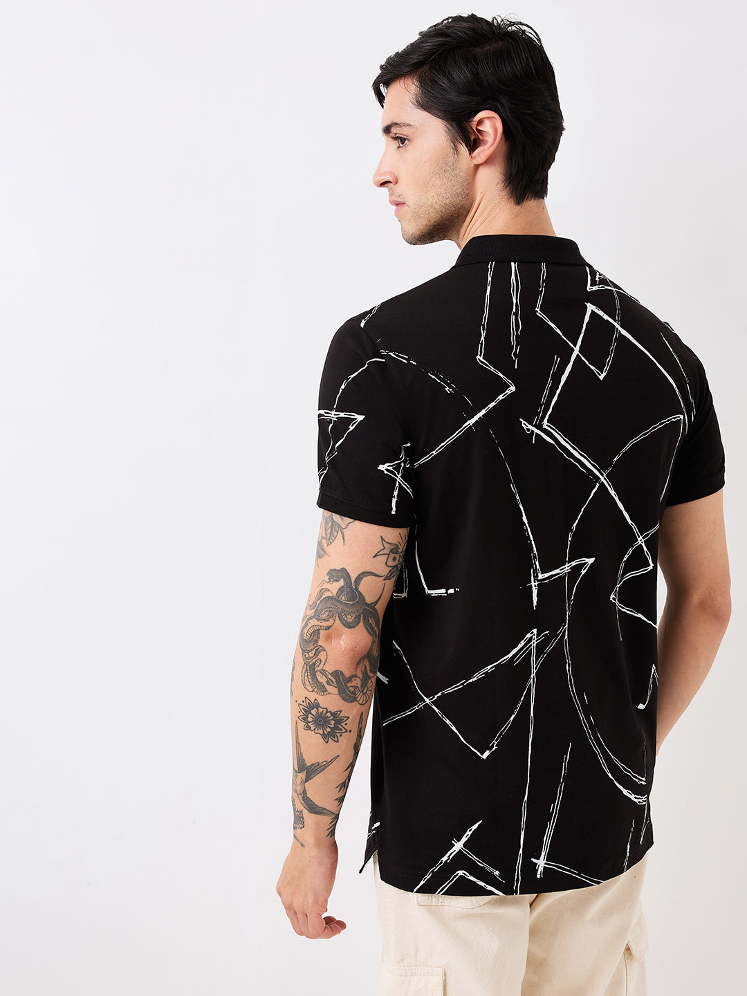 Spykar Black Slim Fit Printed Half Sleeve T-Shirt For Men