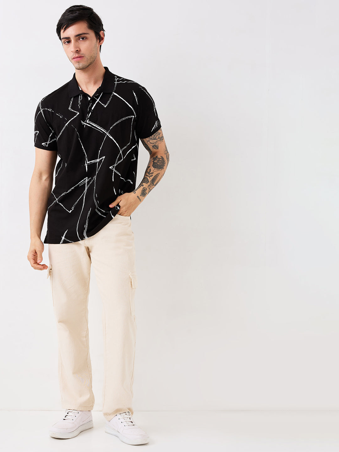 Spykar Black Slim Fit Printed Half Sleeve T-Shirt For Men