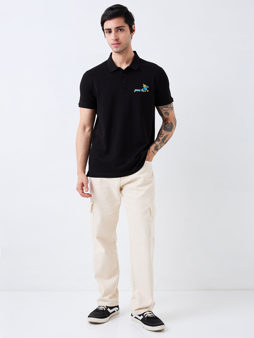 Spykar Black Slim Fit Solid Half Sleeve T-Shirt For Men