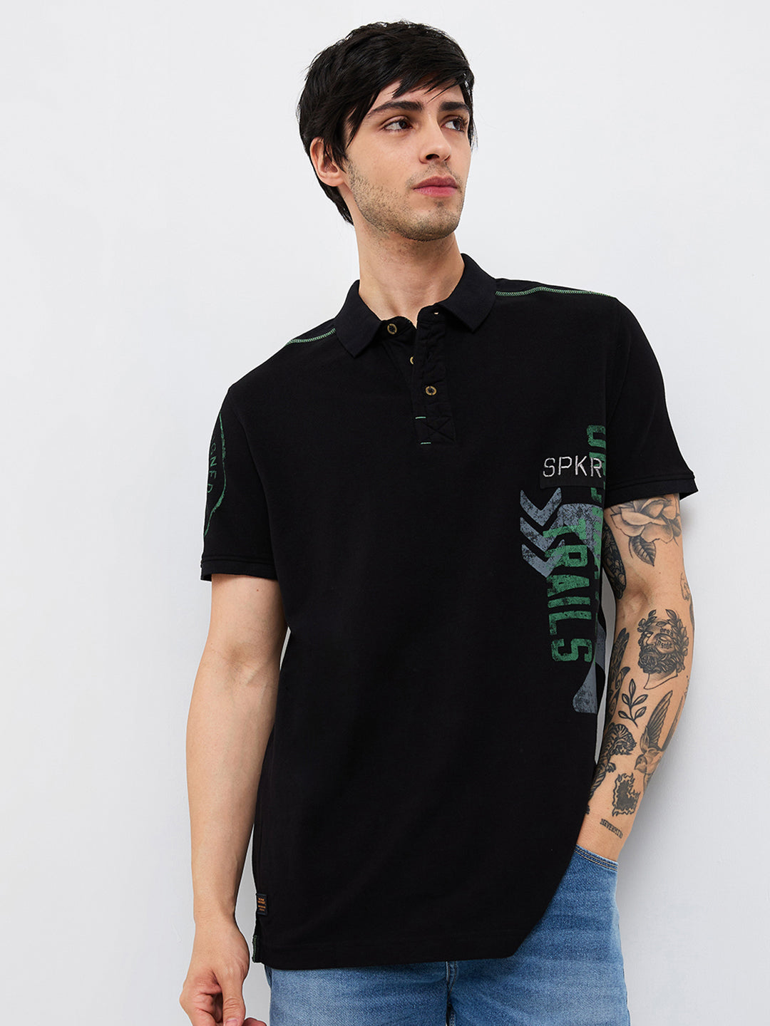 Spykar Black Slim Fit Solid Half Sleeve T-Shirt For Men