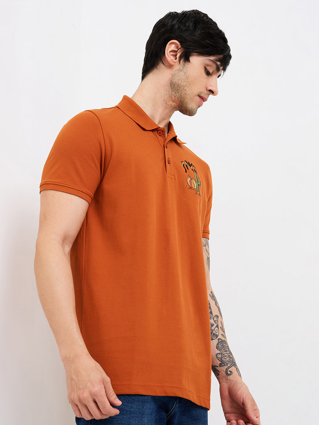 Spykar Brown Slim Fit Solid Half Sleeve T-Shirt For Men