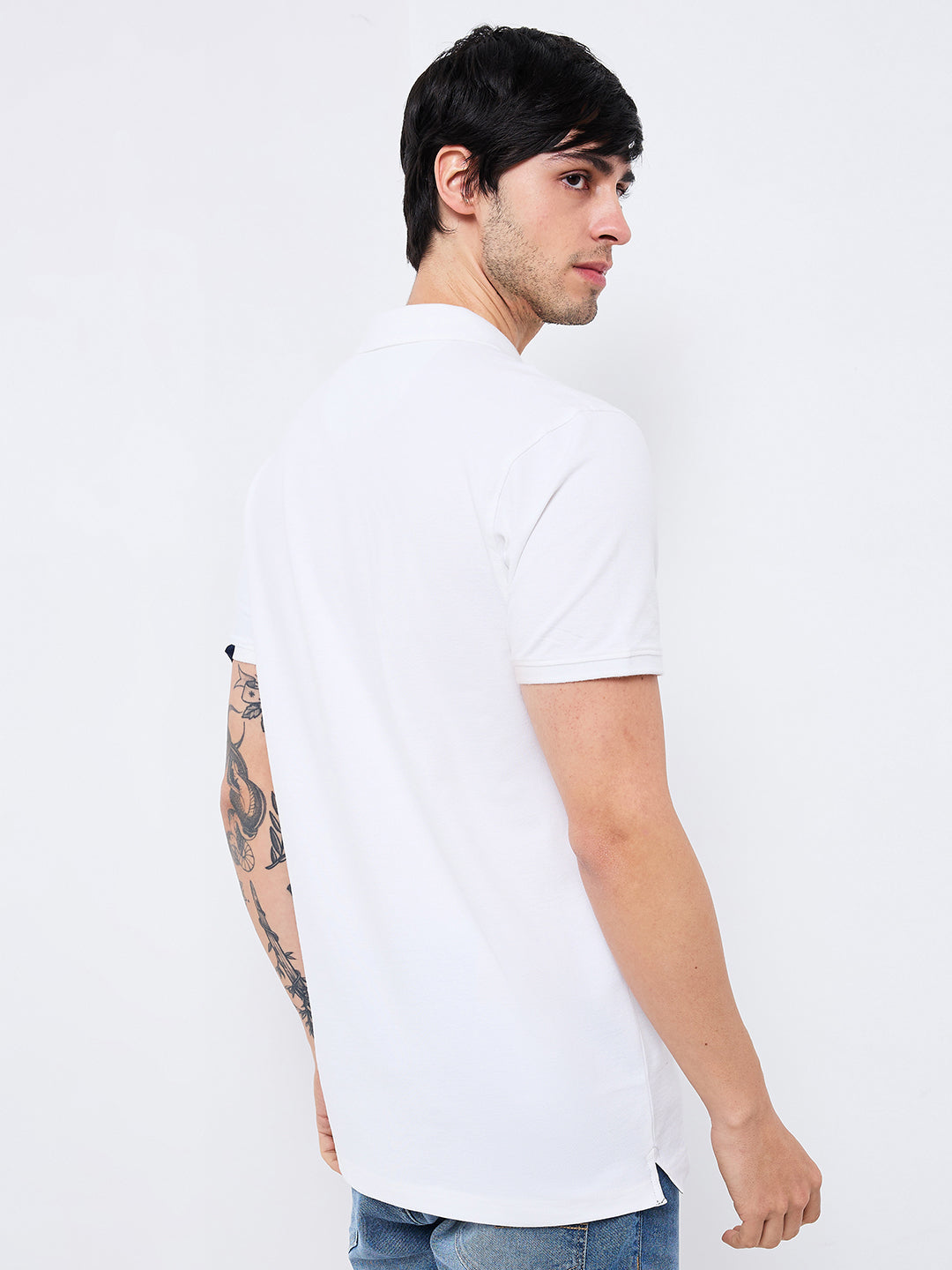 Spykar White Slim Fit Solid Half Sleeve T-Shirt For Men