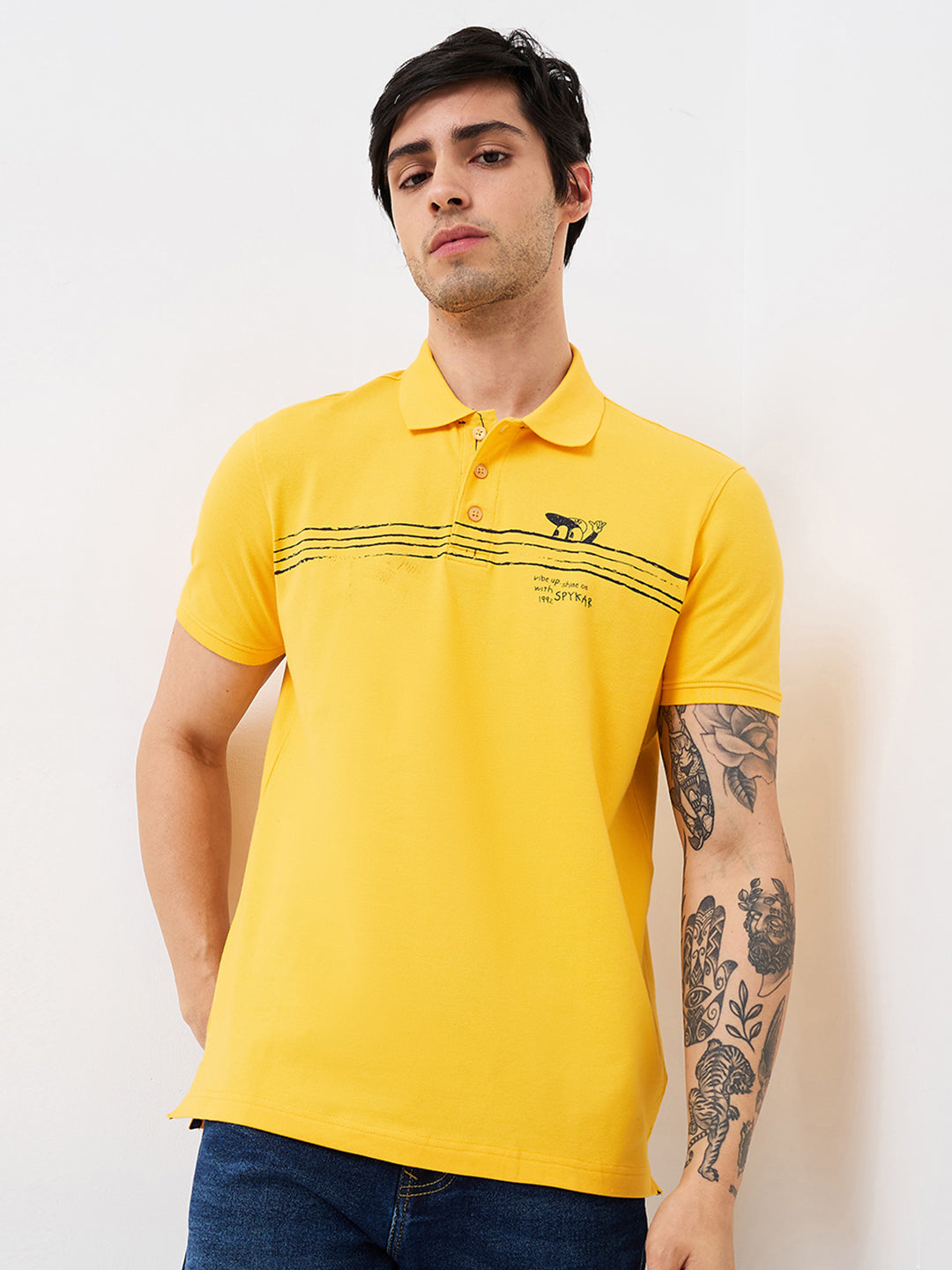 Spykar Yellow Slim Fit Solid Half Sleeve T-Shirt For Men