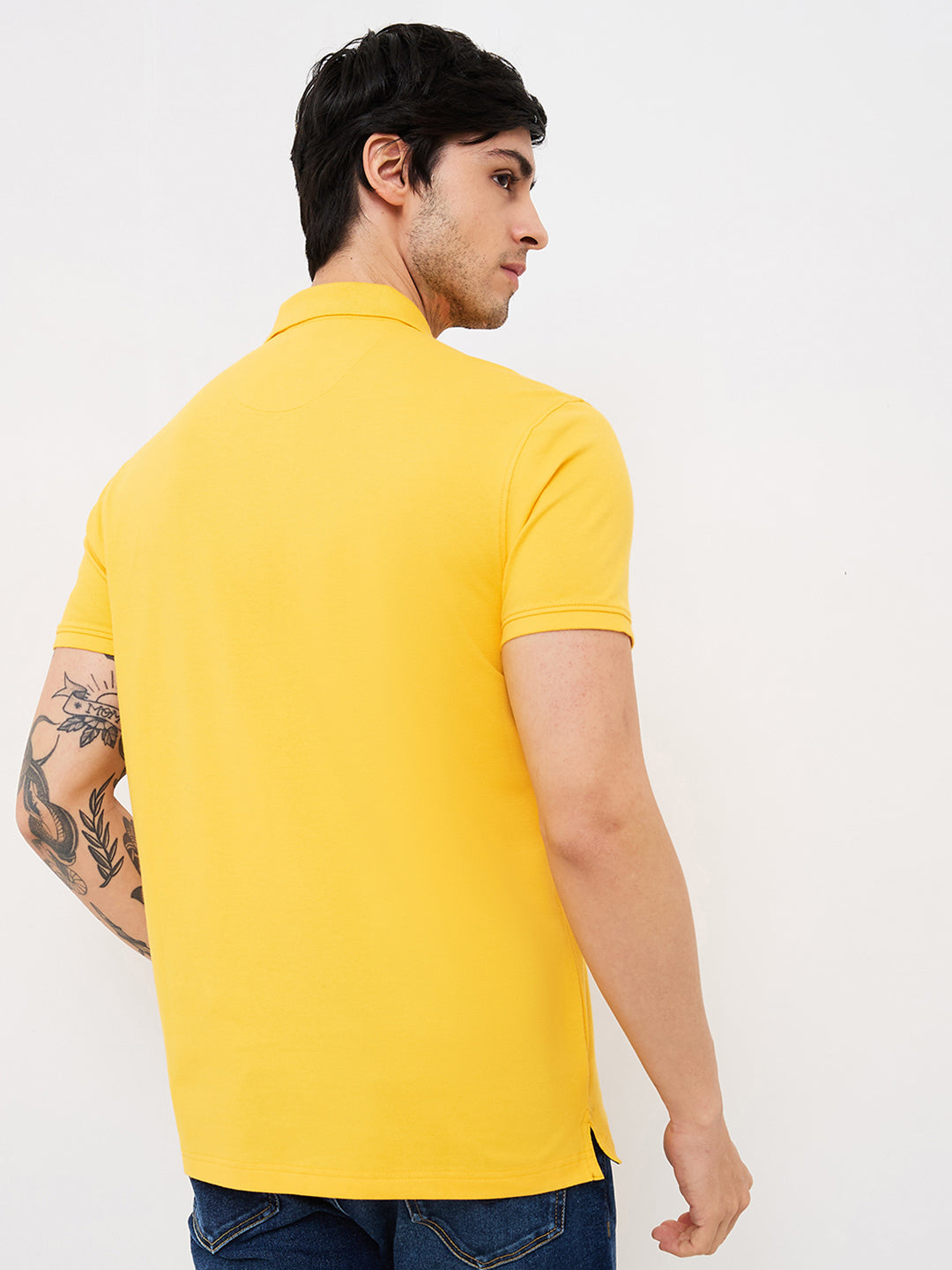 Spykar Yellow Slim Fit Solid Half Sleeve T-Shirt For Men