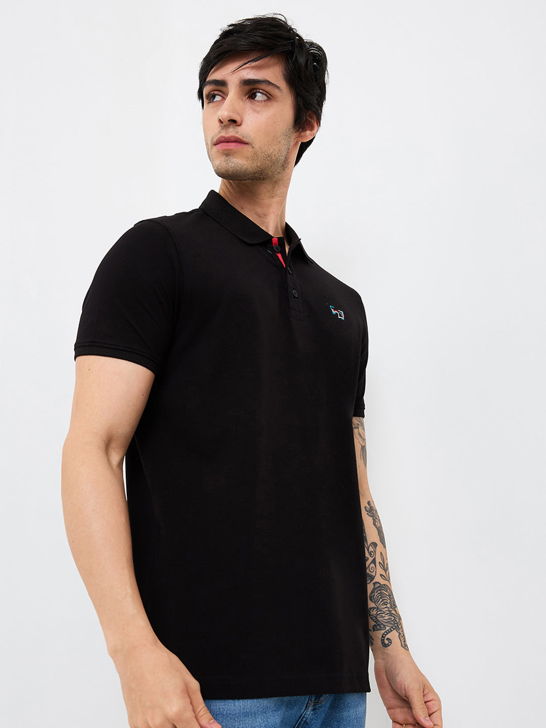 Spykar Black Slim Fit Solid Half Sleeve T-Shirt For Men