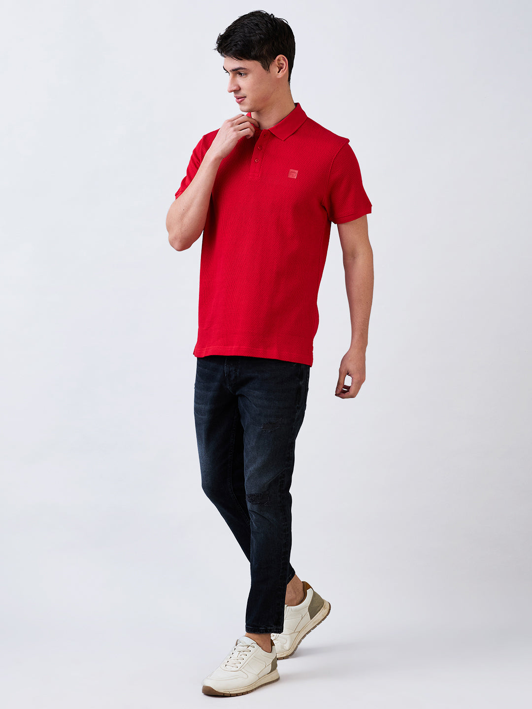 Spykar Red Slim Fit Solid Half Sleeve T-Shirt For Men