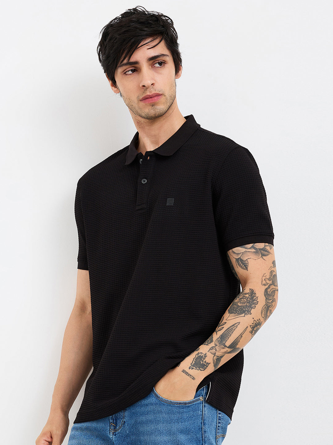 Spykar Black Slim Fit Solid Half Sleeve T-Shirt For Men