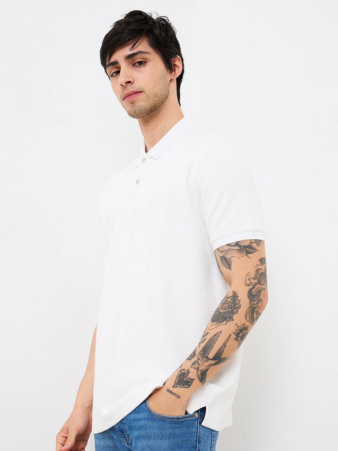 Spykar White Slim Fit Solid Half Sleeve T-Shirt For Men