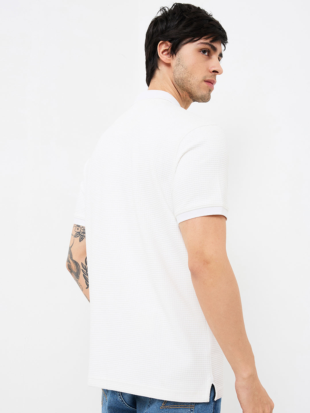 Spykar White Slim Fit Solid Half Sleeve T-Shirt For Men