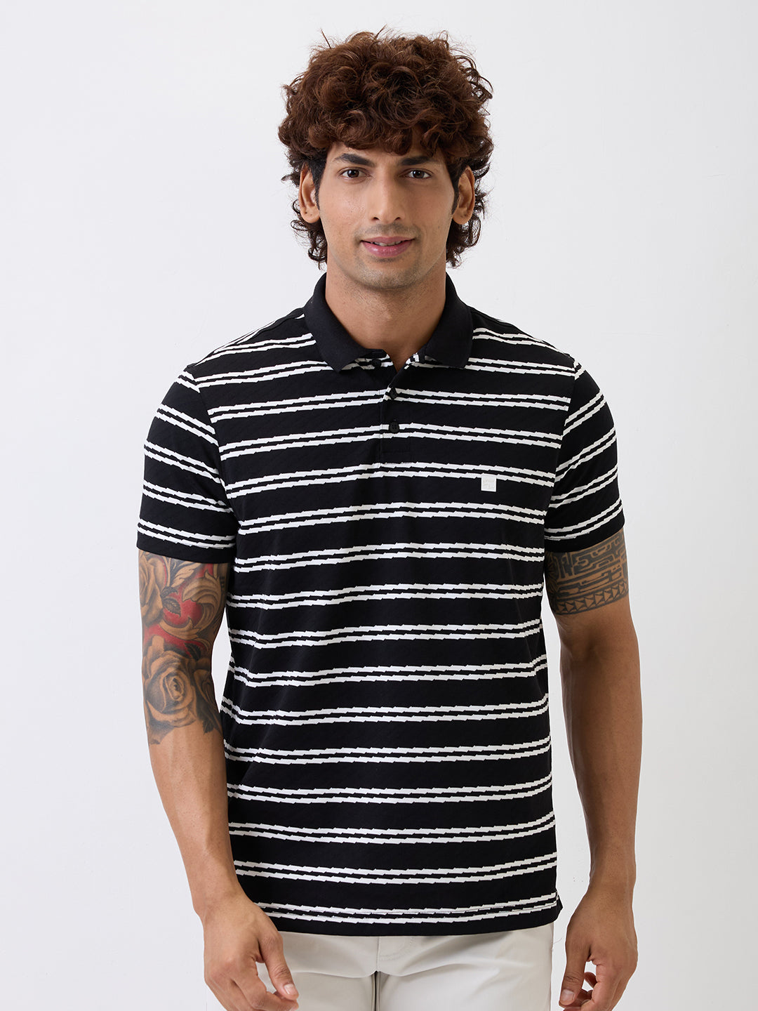 Spykar Black Slim Fit Casual T-Shirt For Men