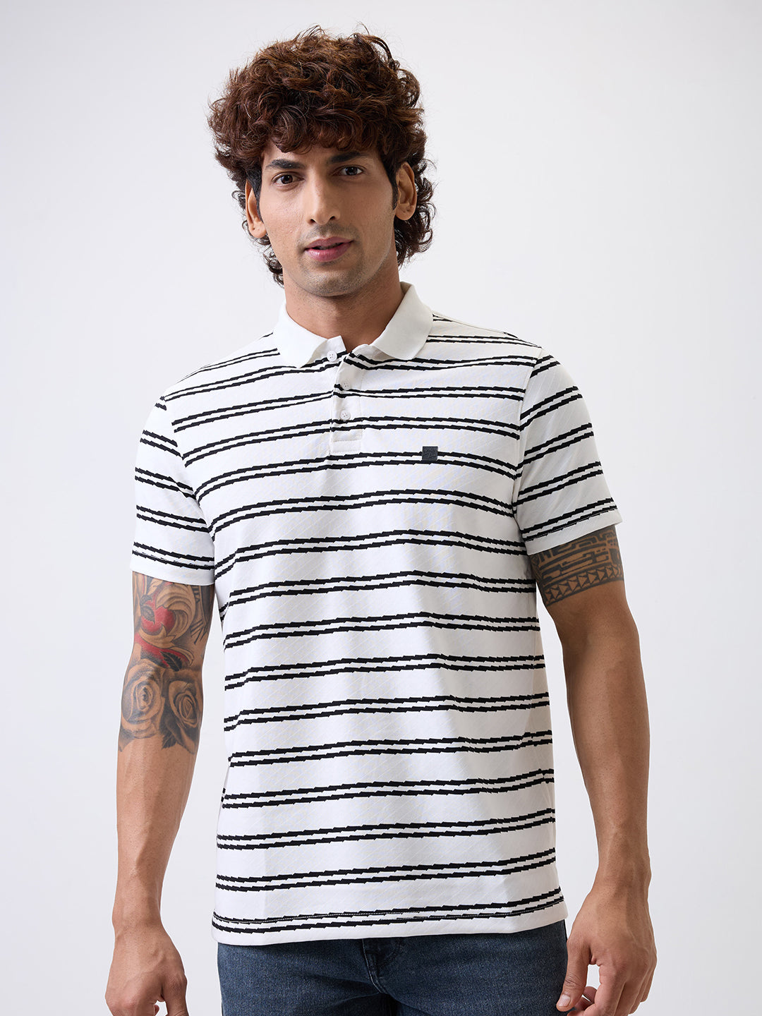 Spykar White Slim Fit Casual T-Shirt For Men