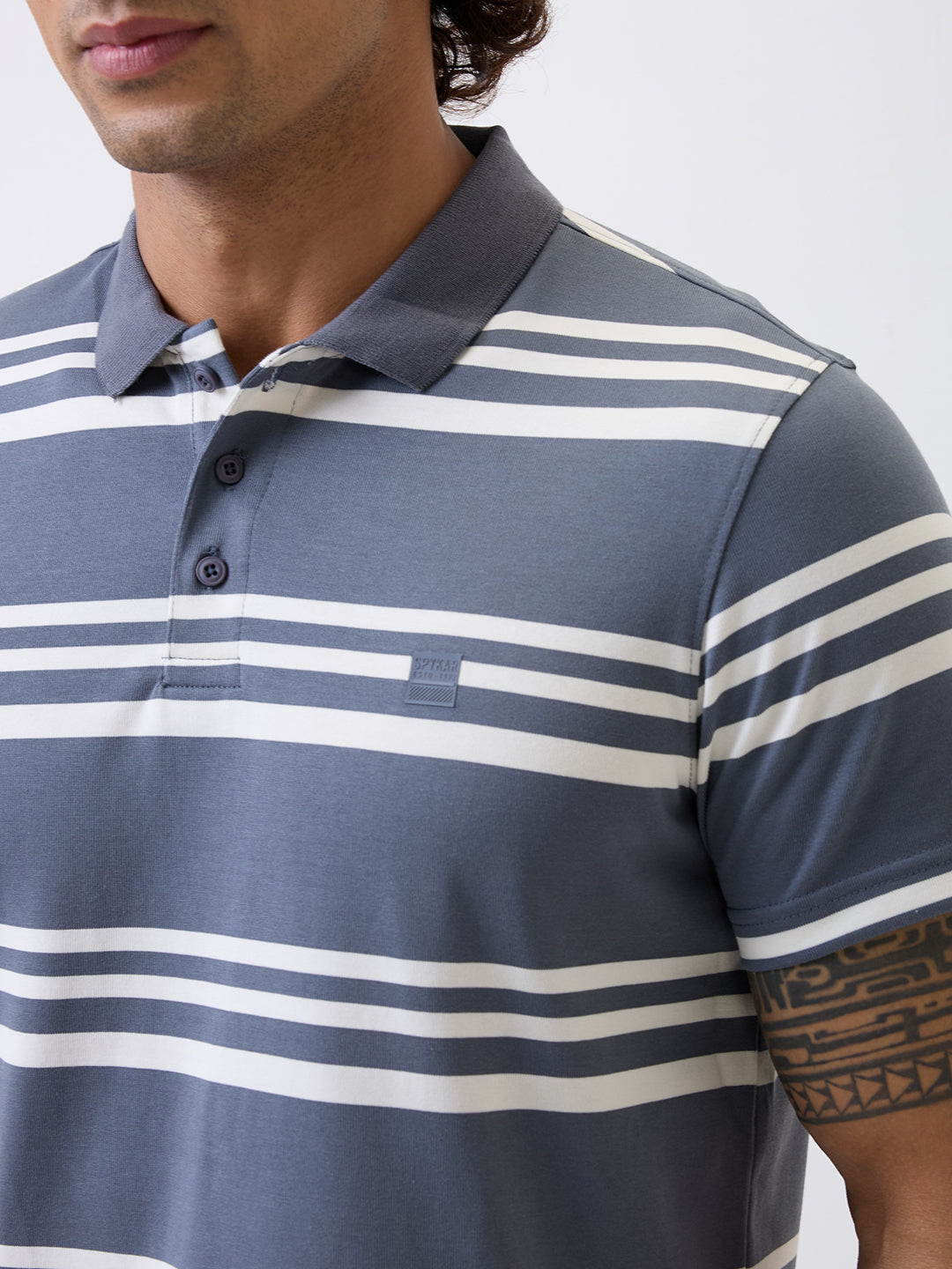 Spykar Gray Slim Fit Casual T-Shirt For Men
