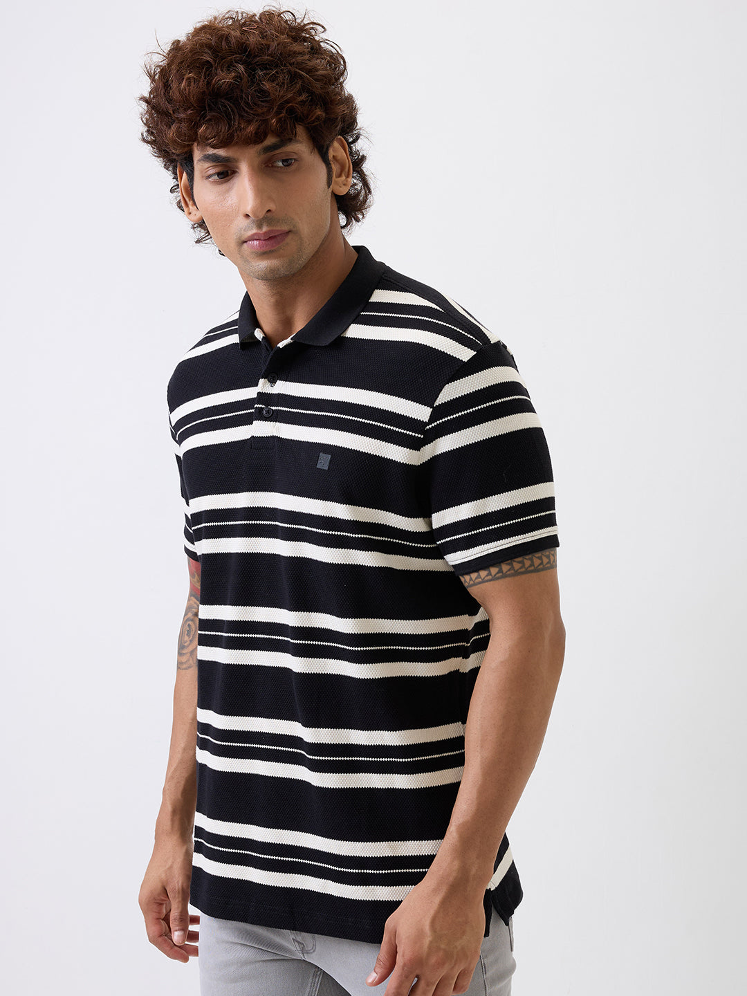 Spykar Black Slim Fit Casual T-Shirt For Men