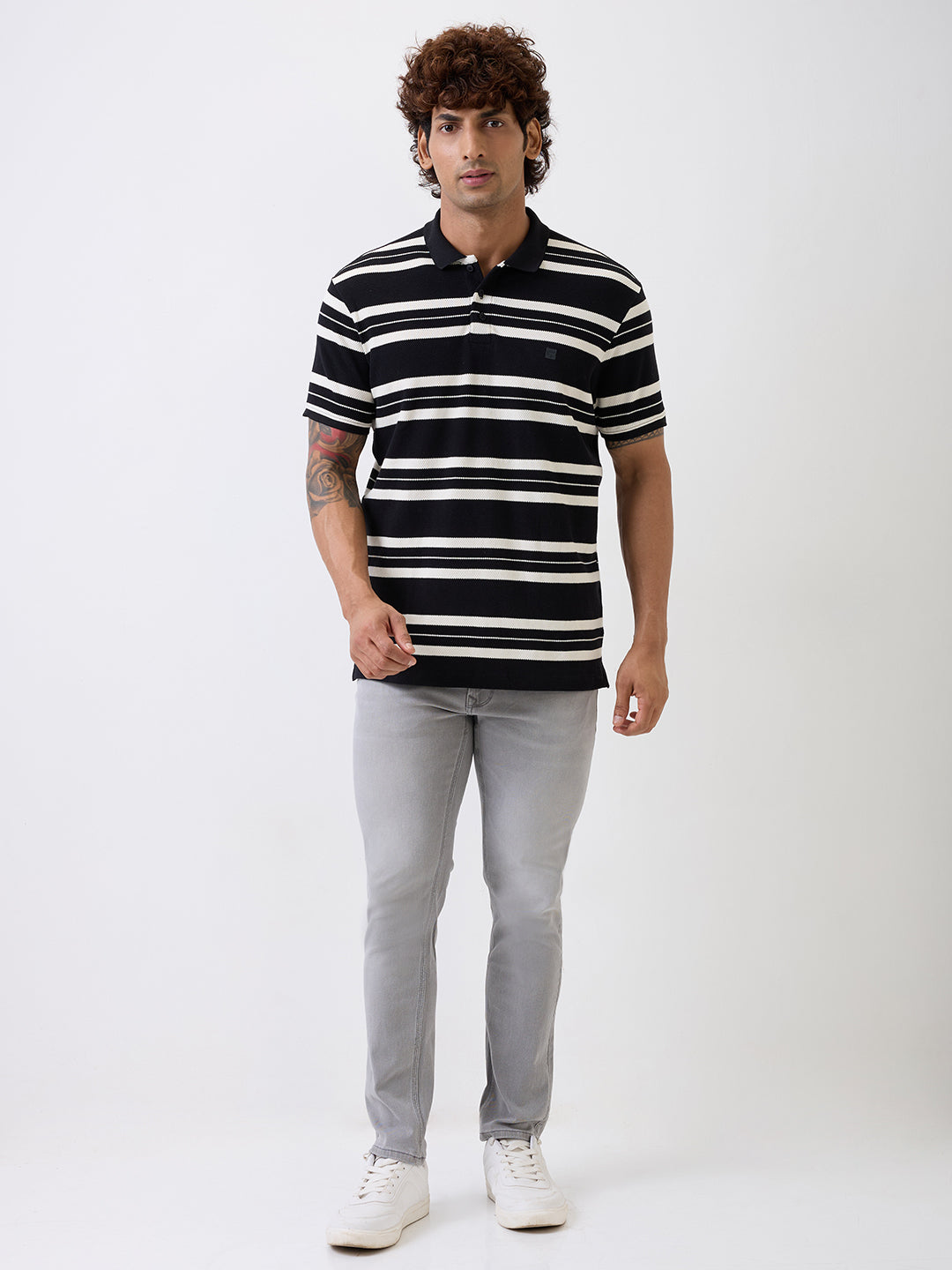 Spykar Black Slim Fit Casual T-Shirt For Men