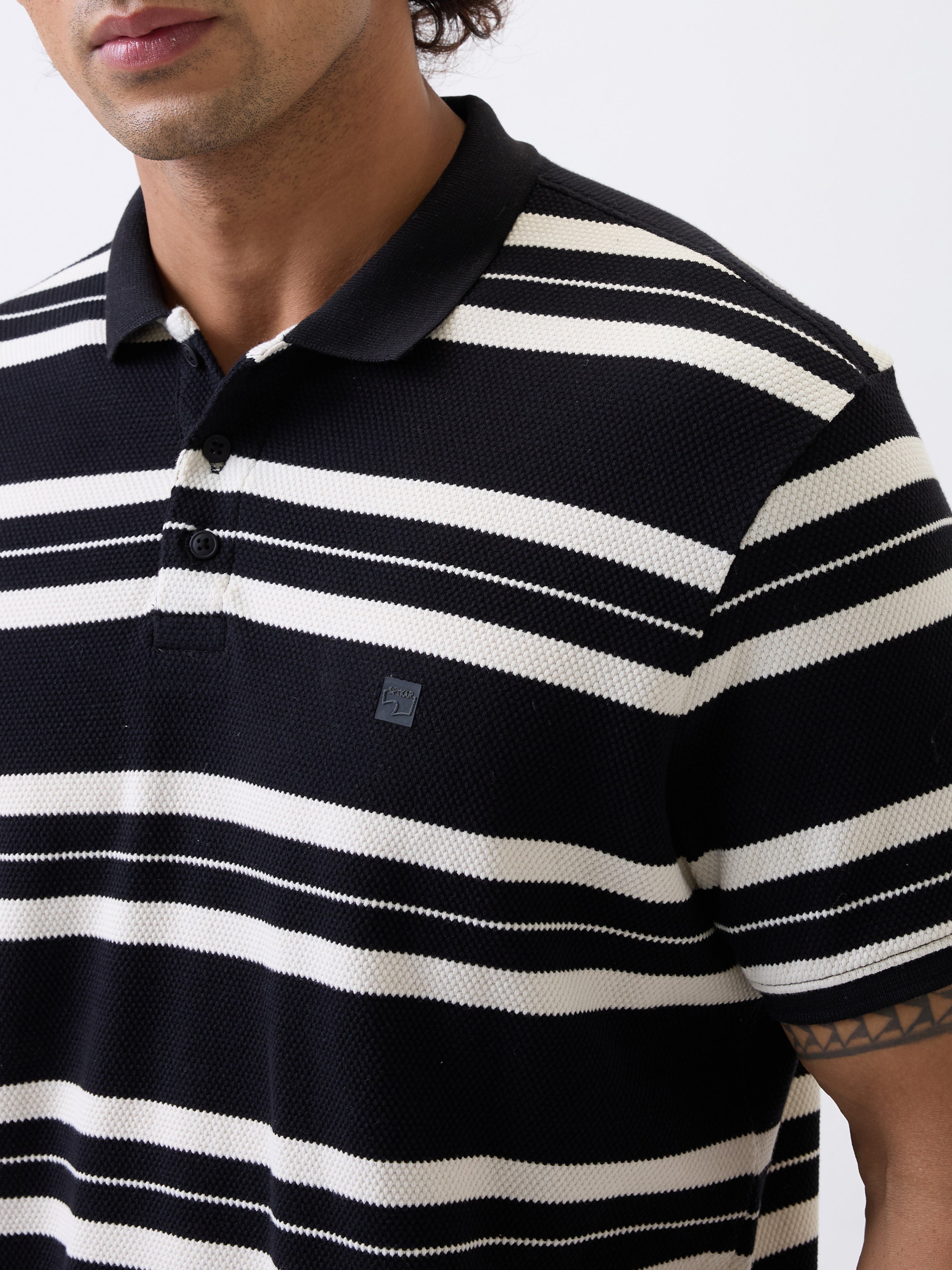 Spykar Black Slim Fit Casual T-Shirt For Men