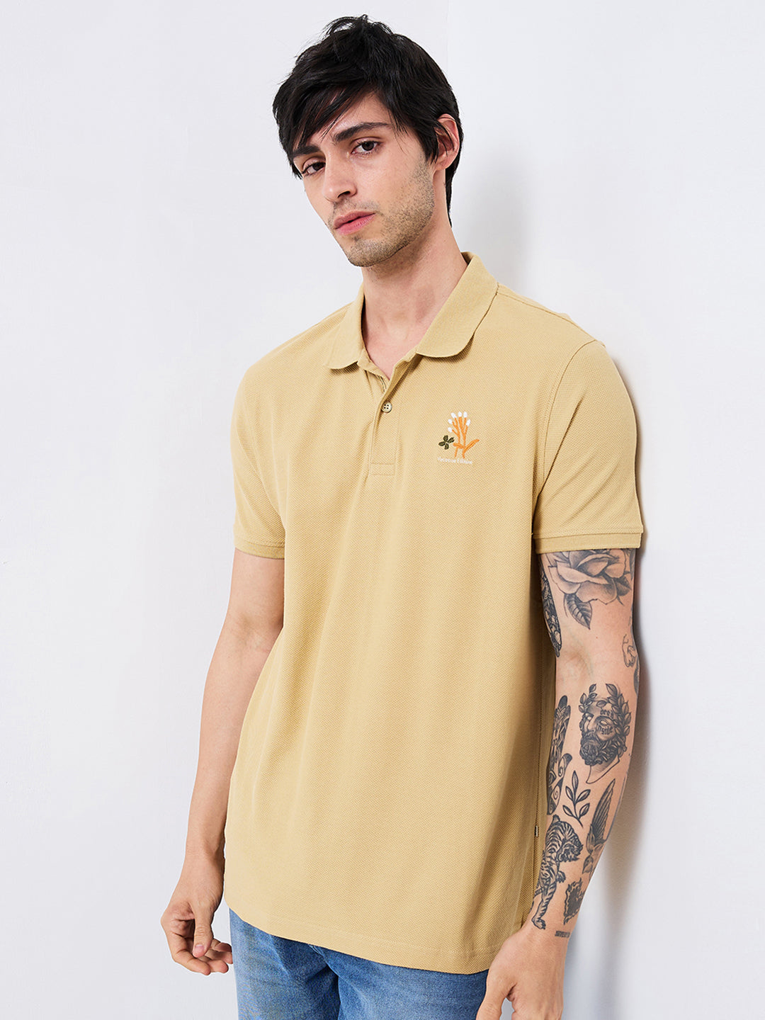 Spykar Beige Slim Fit Solid Half Sleeve T-Shirt For Men