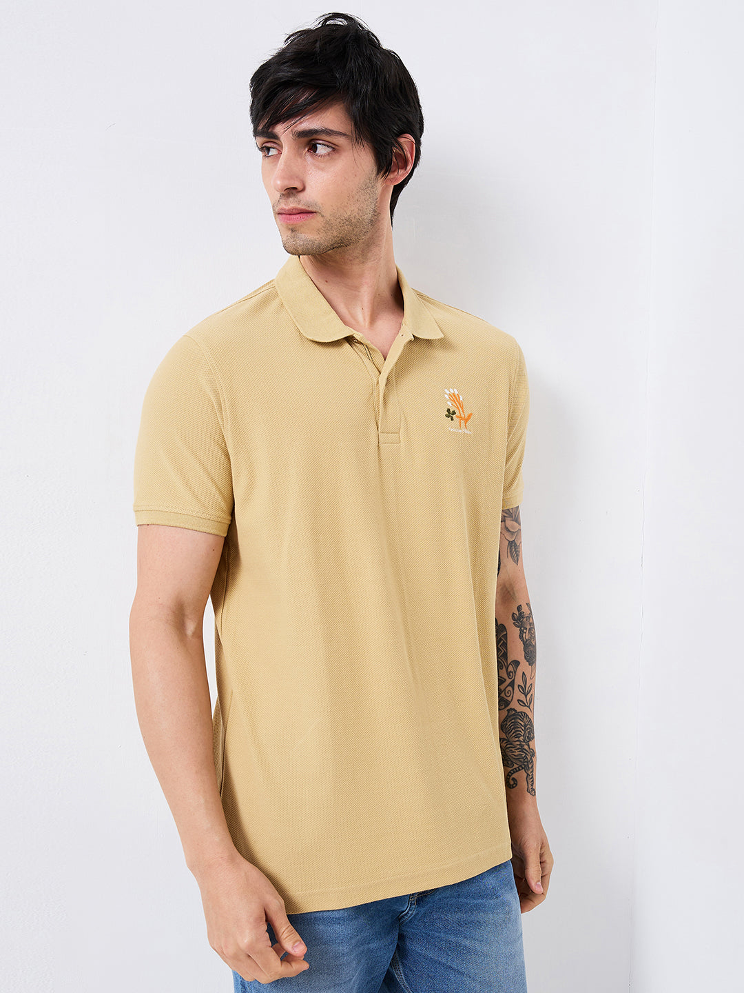 Spykar Beige Slim Fit Solid Half Sleeve T-Shirt For Men