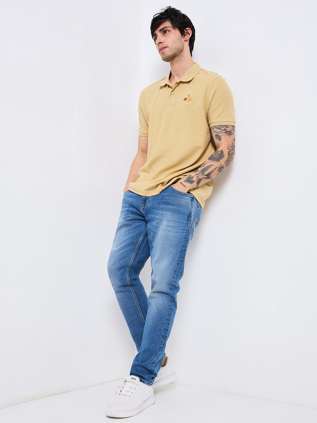 Spykar Beige Slim Fit Solid Half Sleeve T-Shirt For Men