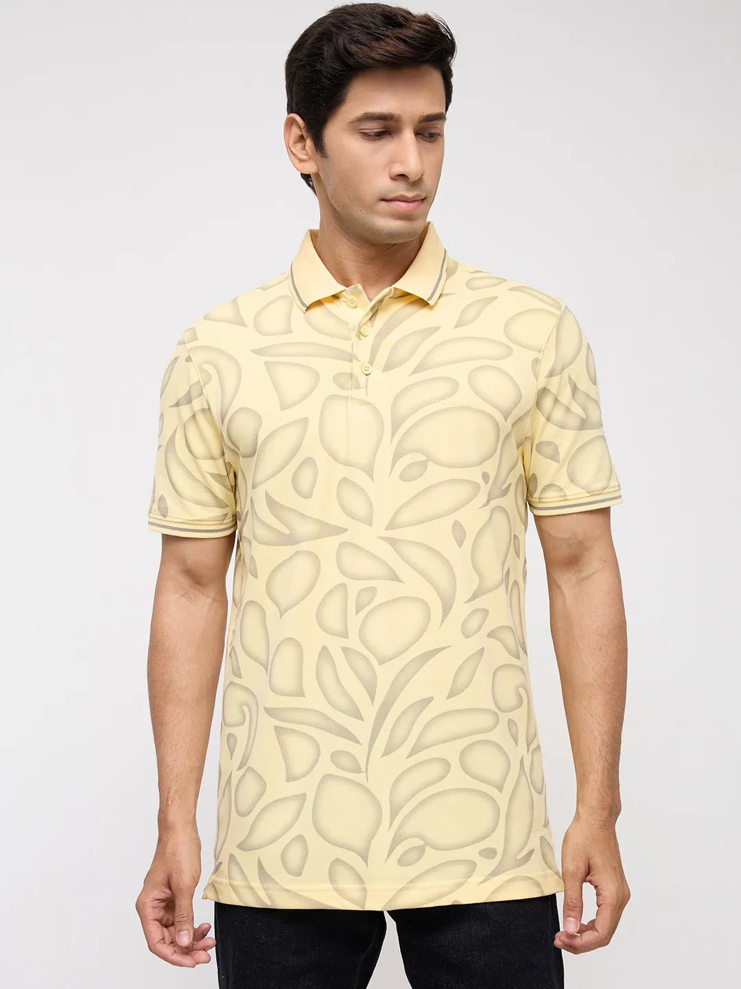 Men T-Shirt Print Yellow Regular Fit