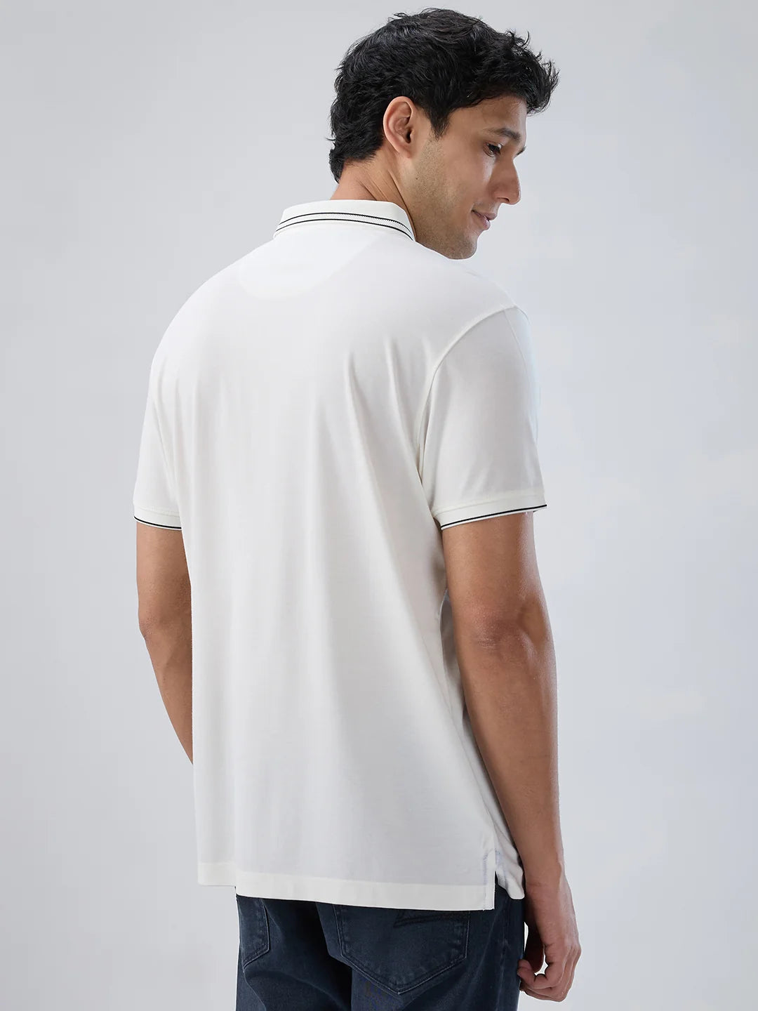 Men T-Shirt Solid White Regular Fit