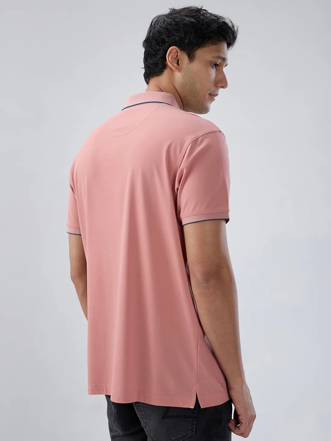 Men T-Shirt Solid Pink Regular Fit