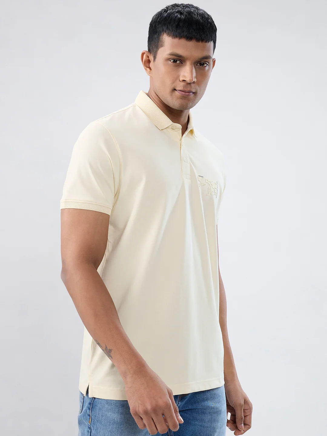 Men T-Shirt Solid Off White Regular Fit