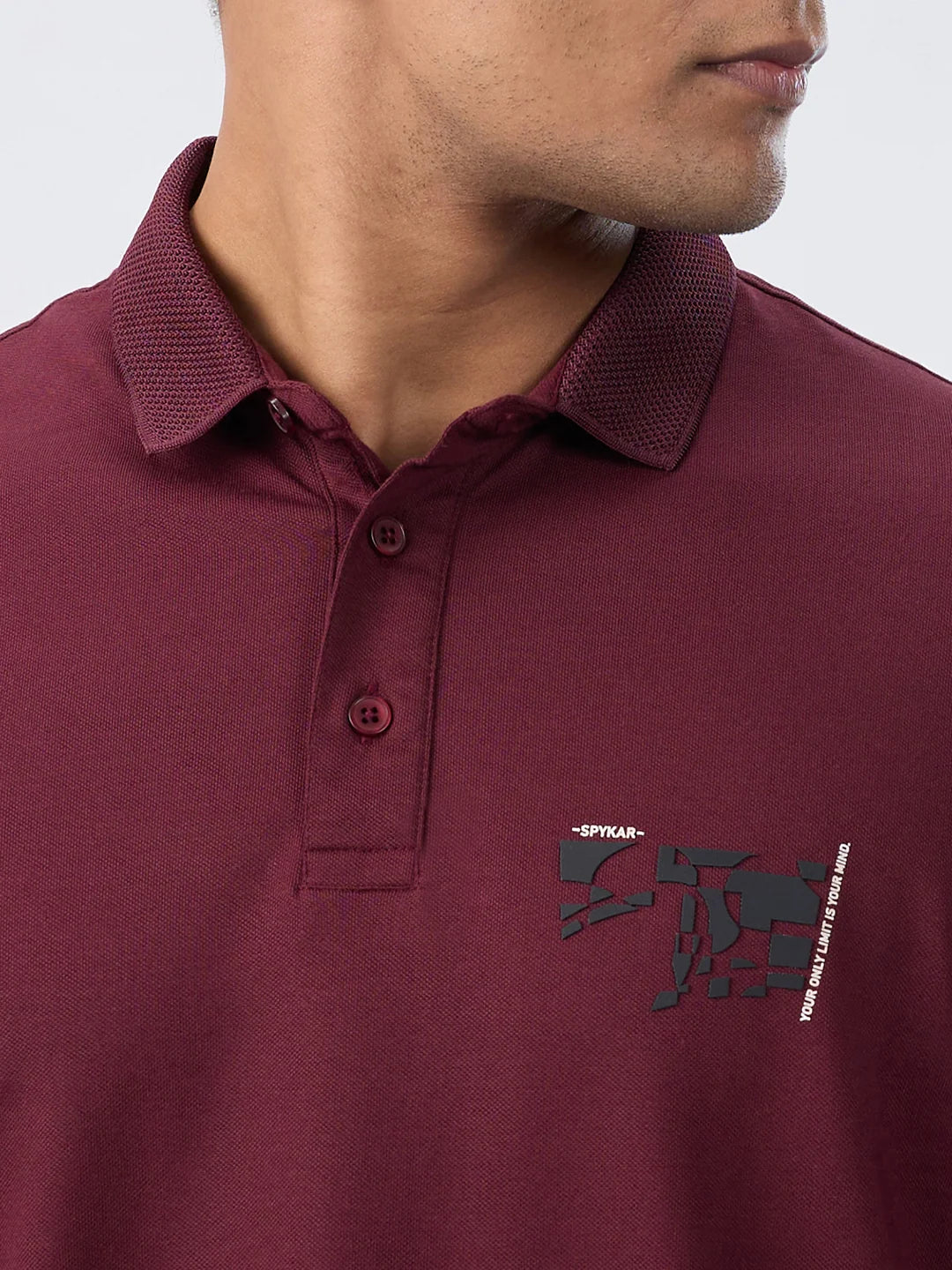 Men T-Shirt Solid Red Regular Fit