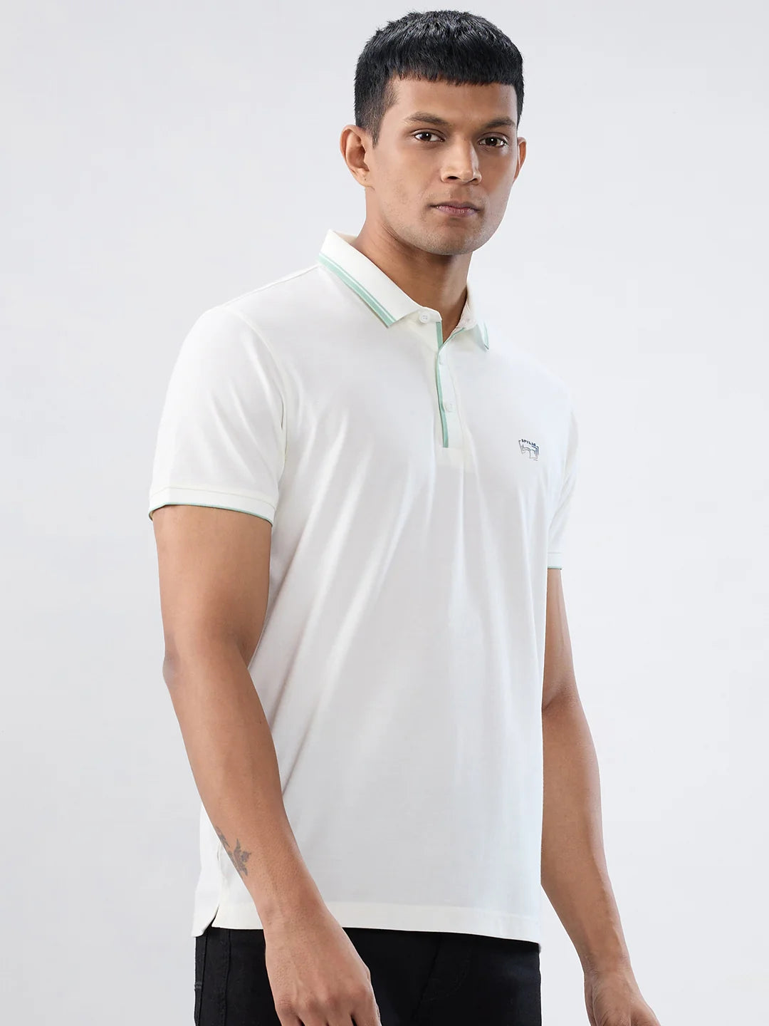 Men T-Shirt Solid White Regular Fit