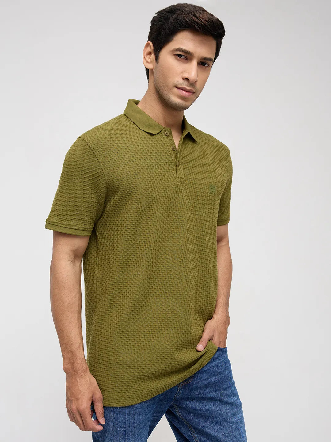 Men T-Shirt Solid Green Regular Fit