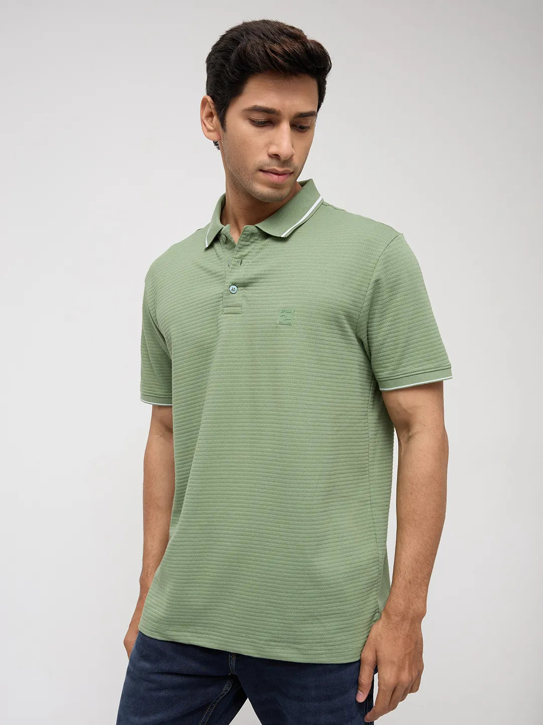Men T-Shirt Solid Green Regular Fit