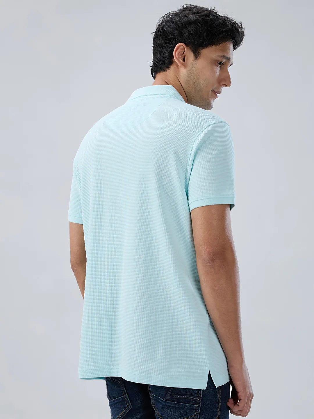 Men T-Shirt Textured Blue Regular Fit
