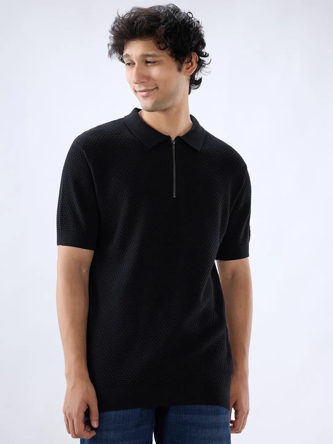 Men T-Shirt Solid Black Regular Fit